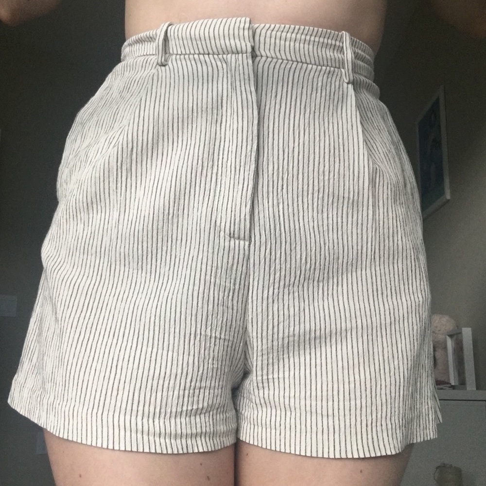 H&M high waisted vintage shorts